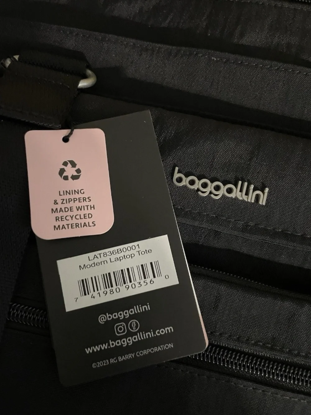 Baggallini Modern Laptop Tote Black NWT - Large Organizer/ Career RFID